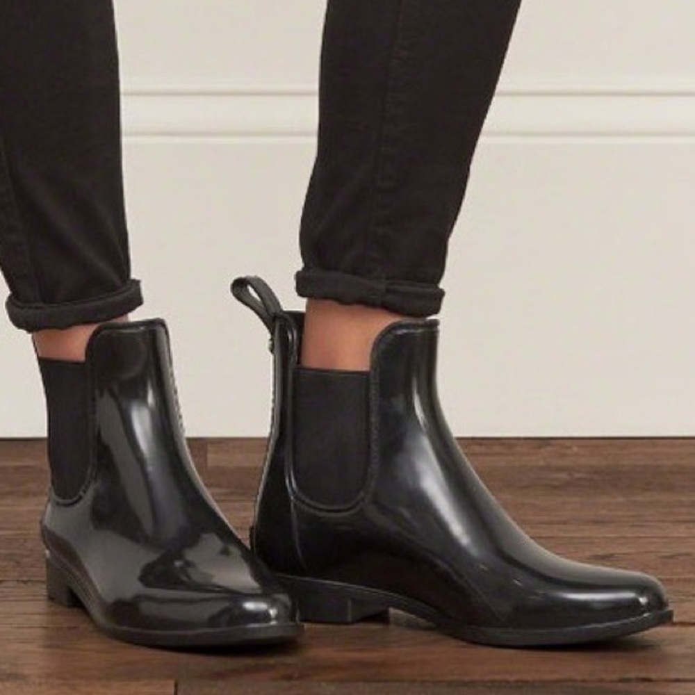 Sam Edelman Tinsley Gloss Rain Booties - Picture 2 of 7